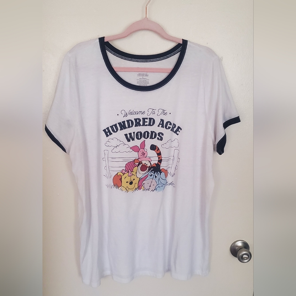 Torrid Size 2X Navy And White Winnie The Pooh T-shirt